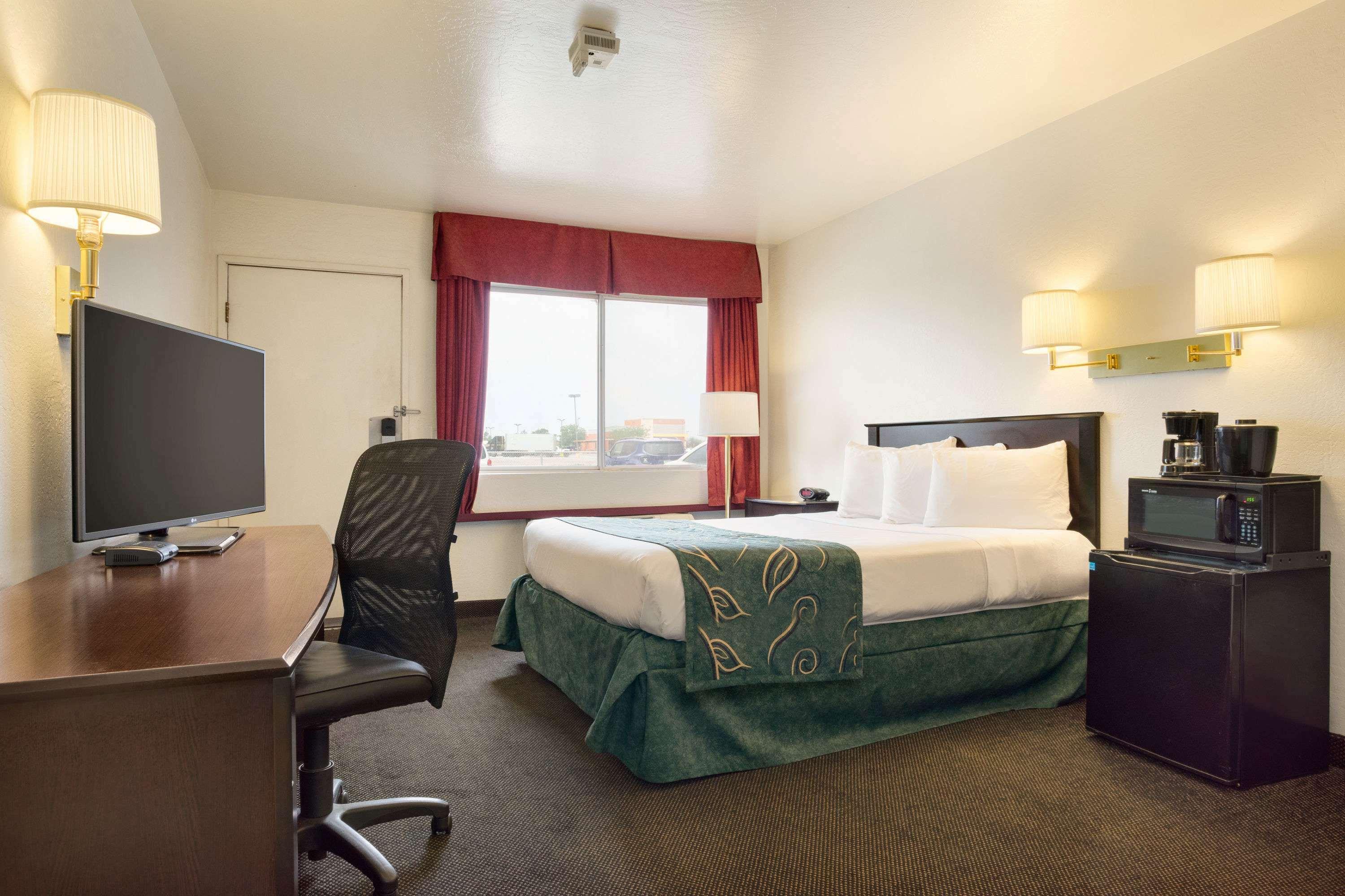 Clarion Pointe Winslow I-40 Dış mekan fotoğraf