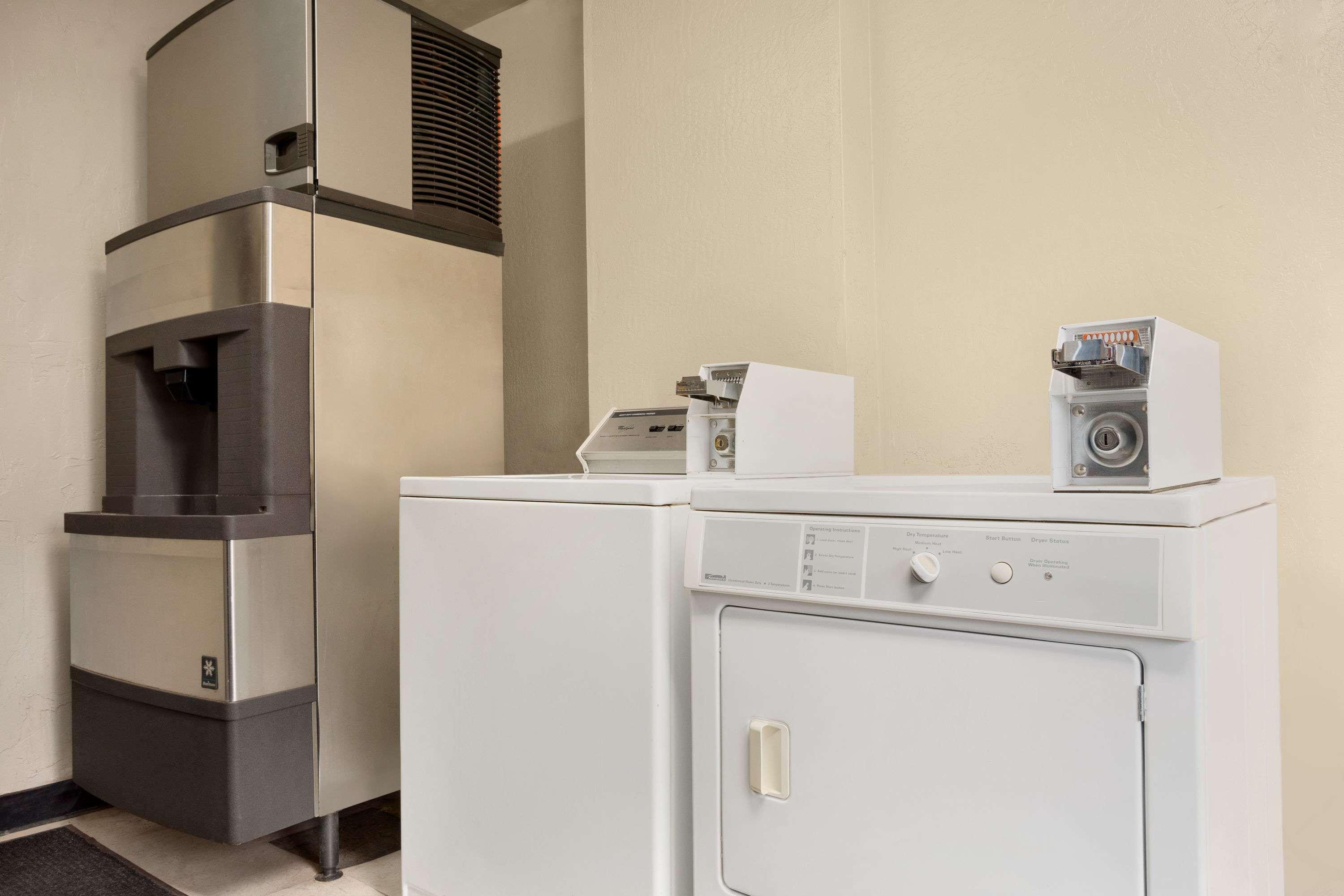 Clarion Pointe Winslow I-40 Dış mekan fotoğraf