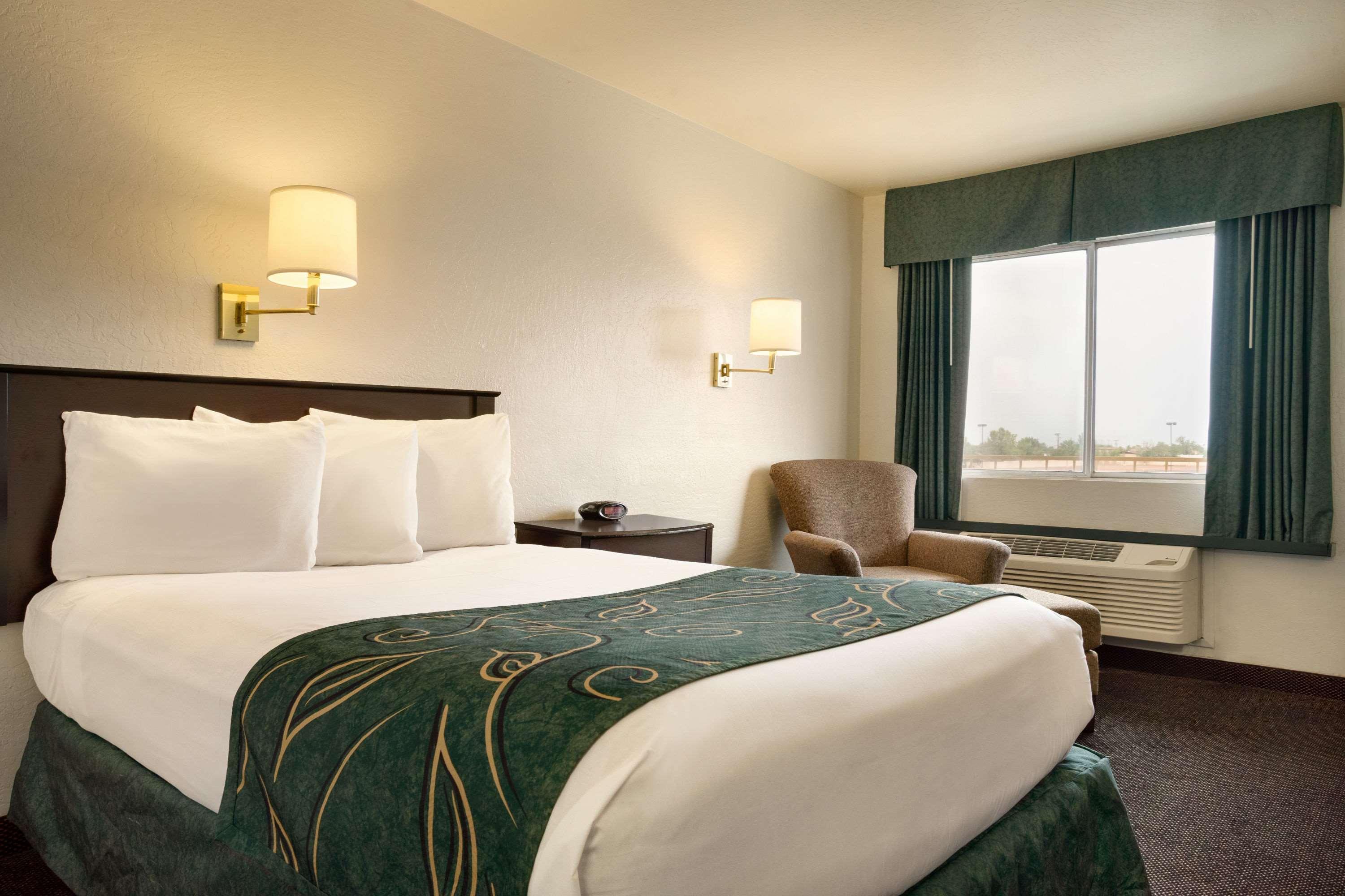Clarion Pointe Winslow I-40 Dış mekan fotoğraf
