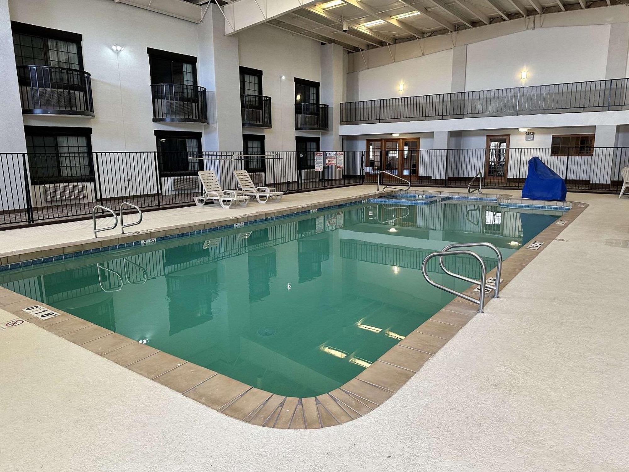 Clarion Pointe Winslow I-40 Dış mekan fotoğraf